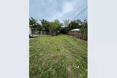 60 NW 120th Ter, North Miami, FL 33168 - Photo 3