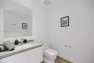 88 SW 7th St, Miami, FL 33130 - Photo 37