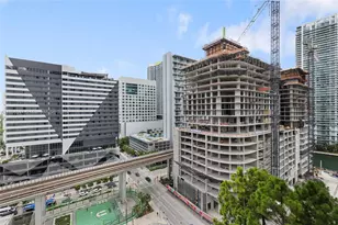 88 SW 7th St, Miami, FL 33130 - Photo 29