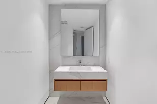 18555 Collins Ave, Sunny Isles Beach, FL 33160 - Photo 21