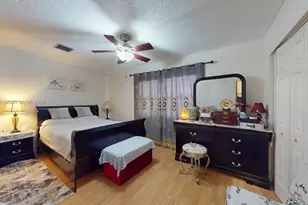 15 Laredo Pl, Davie, FL 33324 - Photo 13