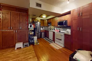 15 Laredo Pl, Davie, FL 33324 - Photo 11