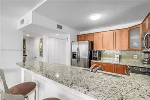 401 Ocean Dr, Miami Beach, FL 33139 - Photo 3