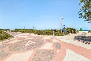 401 Ocean Dr, Miami Beach, FL 33139 - Photo 25