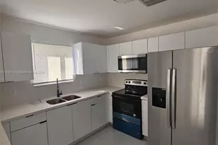 11997 SW 218th St, Miami, FL 33170 - Photo 9