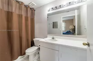 1528 Veracruz Ln, Weston, FL 33327 - Photo 17
