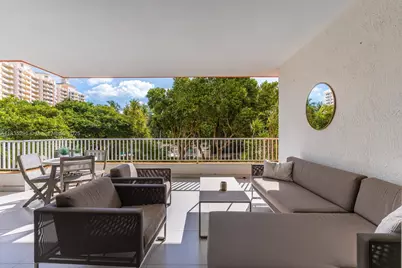 785 Crandon Blvd #302, Key Biscayne, FL 33149 - Photo 9