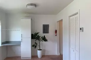 200 NE 108th St, Miami, FL 33161 - Photo 3