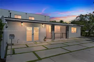 1020 SW 4th Ave, Fort Lauderdale, FL 33315 - Photo 1