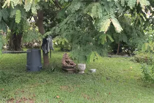 256 Broward Ave, Greenacres, FL 33463 - Photo 17