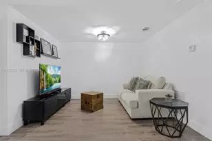 11532 SW 148th Path, Miami, FL 33196 - Photo 9