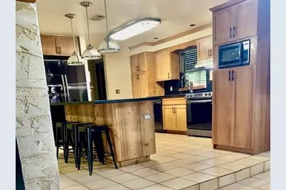 28550 SW 192nd Ave, Homestead, FL 33030 - Photo 7
