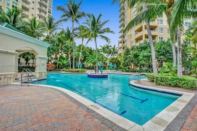 19501 W Country Club Dr #1611, Aventura, FL 33180 - Photo 45