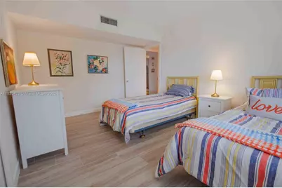 2751 N Palm Aire Dr #310, Pompano Beach, FL 33069 - Photo 21