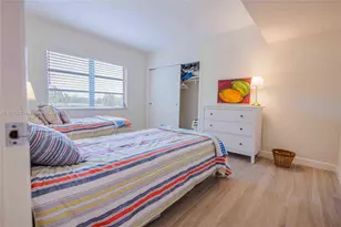 2751 N Palm Aire Dr, Pompano Beach, FL 33069 - Photo 17