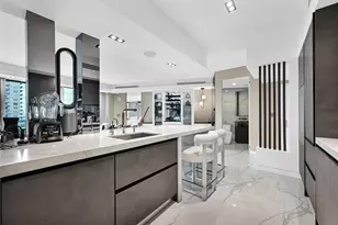1000 South Pointe Dr, Miami Beach, FL 33139 - Photo 15