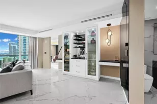 1000 South Pointe Dr, Miami Beach, FL 33139 - Photo 19