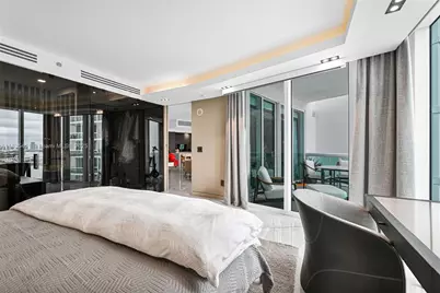 1000 S Pointe Dr #1706, Miami Beach, FL 33139 - Photo 25