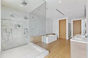 126 W San Marino Dr, Miami Beach, FL 33139 - Photo 47