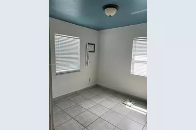 7595 SW 28th St Rd, Miami, FL 33155 - Photo 3