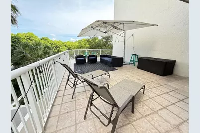 280 SW 20th Rd #404, Miami, FL 33129 - Photo 19