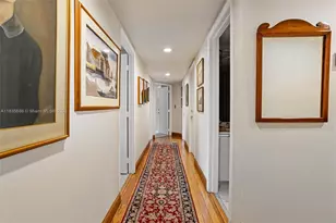 520 Brickell Key Dr, Miami, FL 33131 - Photo 19