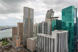 151 SE 1st St, Miami, FL 33131 - Photo 39