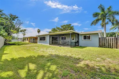11000 NW 20th St, Pembroke Pines, FL 33026 - Photo 45