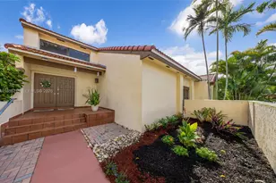 6637 NW 181st Ln, Hialeah, FL 33015 - Photo 1