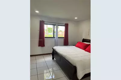 10851 SW 2nd St #K111, Sweetwater, FL 33174 - Photo 13