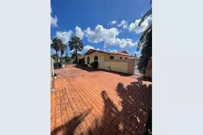 5550 SW 87th Ave, Miami, FL 33165 - Photo 3