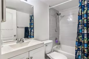 2173 NW 78th Ave, Pembroke Pines, FL 33024 - Photo 11