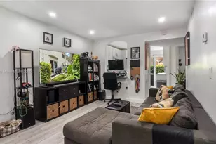 2173 NW 78th Ave, Pembroke Pines, FL 33024 - Photo 9