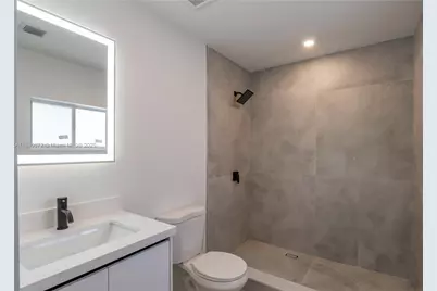 2039 NE 172nd St, North Miami Beach, FL 33162 - Photo 13
