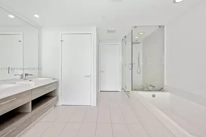 650 NE 32nd St #2205, Miami, FL 33137 - Photo 41