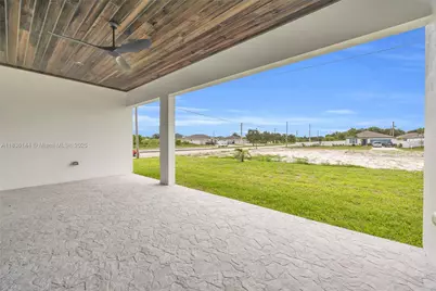121 SW Sea Lion Rd, Port Saint Lucie, FL 34953 - Photo 37