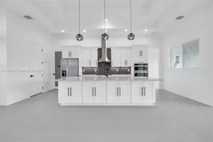 121 SW Sea Lion Rd, Port Saint Lucie, FL 34953 - Photo 9