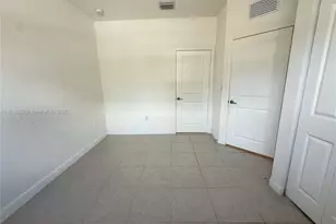 12440 NW 23rd Ct, Miami, FL 33167 - Photo 11