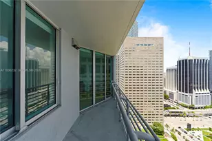 335 S Biscayne Blvd, Miami, FL 33131 - Photo 11
