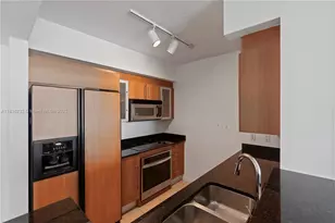 335 S Biscayne Blvd, Miami, FL 33131 - Photo 15