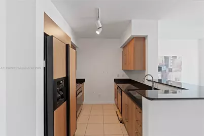 335 S Biscayne Blvd #3410, Miami, FL 33131 - Photo 13