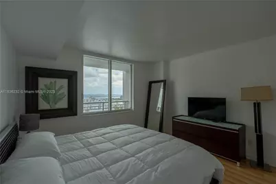 335 S Biscayne Blvd #3410, Miami, FL 33131 - Photo 29