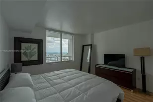 335 S Biscayne Blvd, Miami, FL 33131 - Photo 29