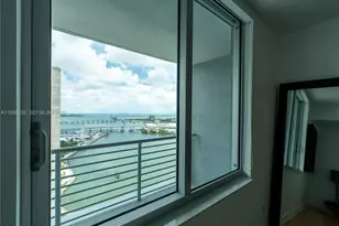 335 S Biscayne Blvd, Miami, FL 33131 - Photo 33