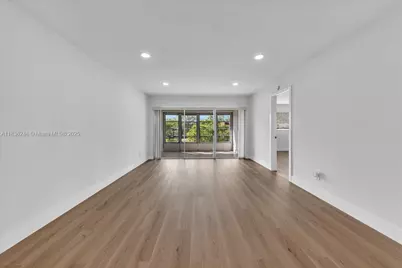 6000 NW 64th Ave #303, Tamarac, FL 33319 - Photo 11