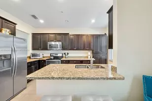 2851 W Prospect Rd, Tamarac, FL 33309 - Photo 11