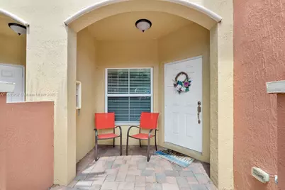 2851 W Prospect Rd #1306, Tamarac, FL 33309 - Photo 3