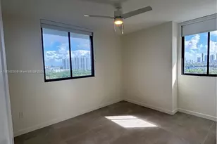 16395 Biscayne Blvd, North Miami Beach, FL 33160 - Photo 3