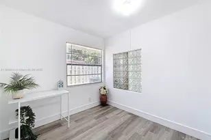 1309 SW 75th Ave, North Lauderdale, FL 33068 - Photo 21