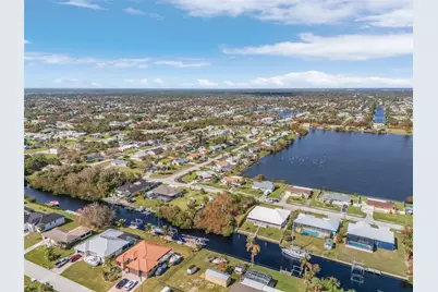 18826 Ashcroft Cir, Port Charlotte, FL 33948 - Photo 3